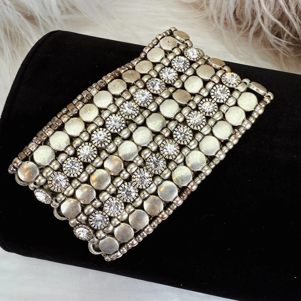 Vintage aged Silvertone crystal Beaded Stretch white band Bracelet